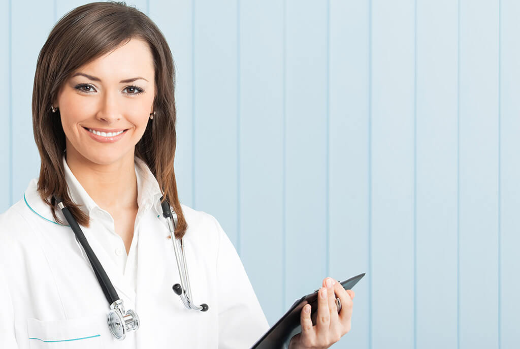 Treatment of chronic inflammation of the paranasal sinuses by means of fenestration Treatment of chronic inflammation of the paranasal sinuses by means of fenestration